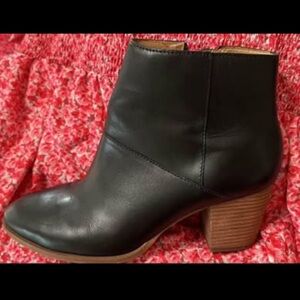 Madewell Dark Leather Ankle Boots